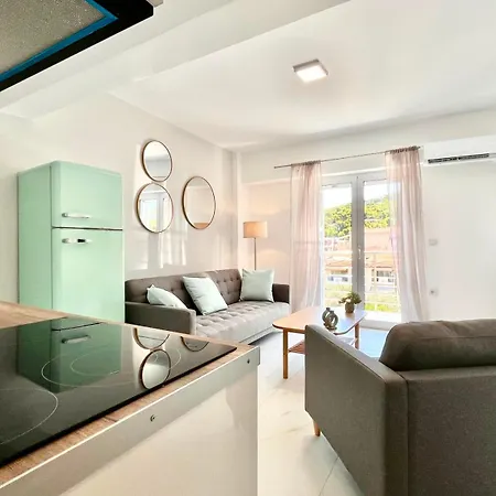 Seafront Residences Apartmán