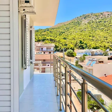 Seafront Residences Apartmán